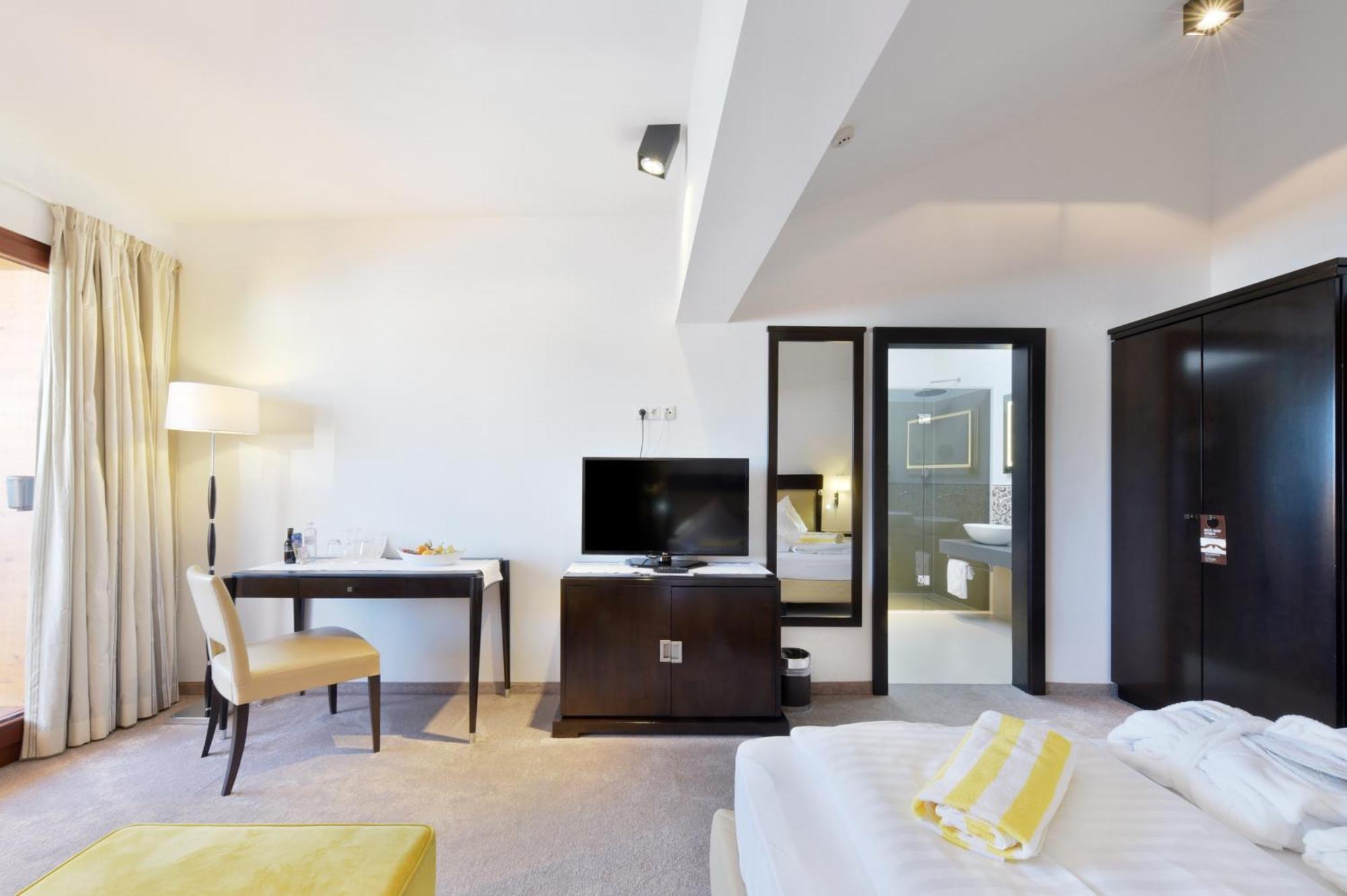 Hotel Mountains 4*