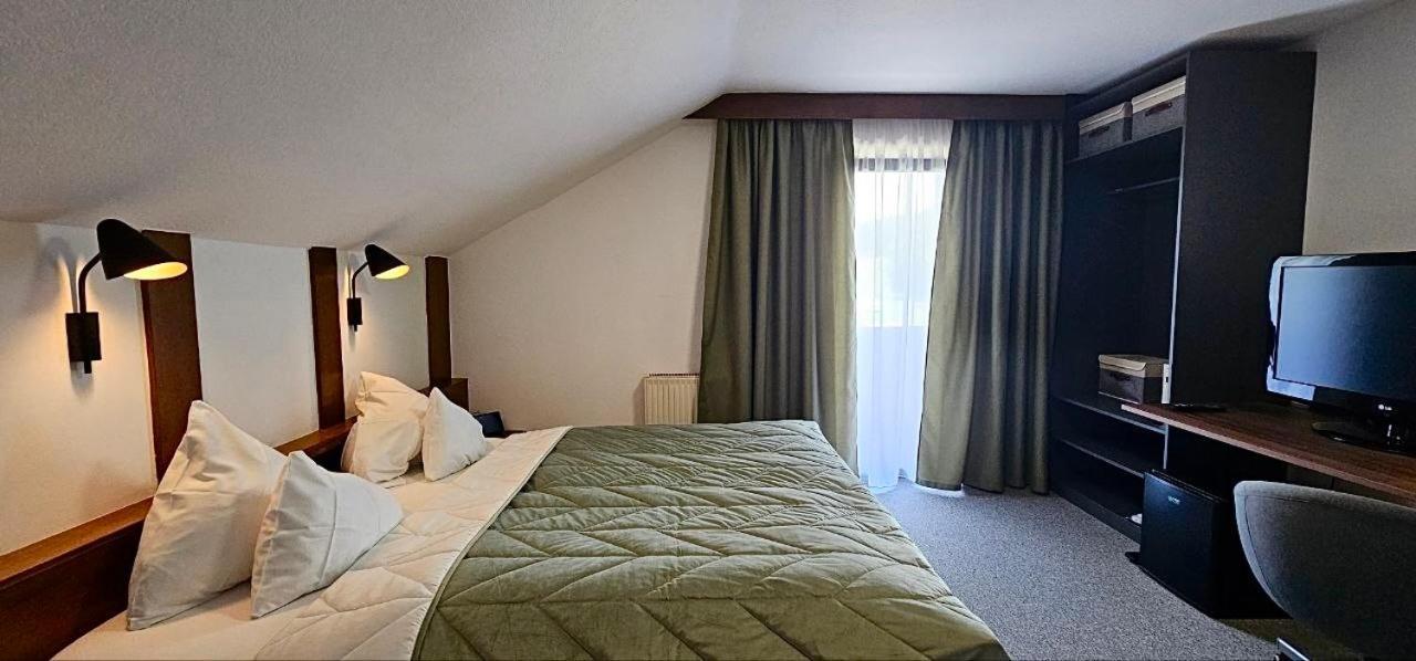 Hotel Mountains